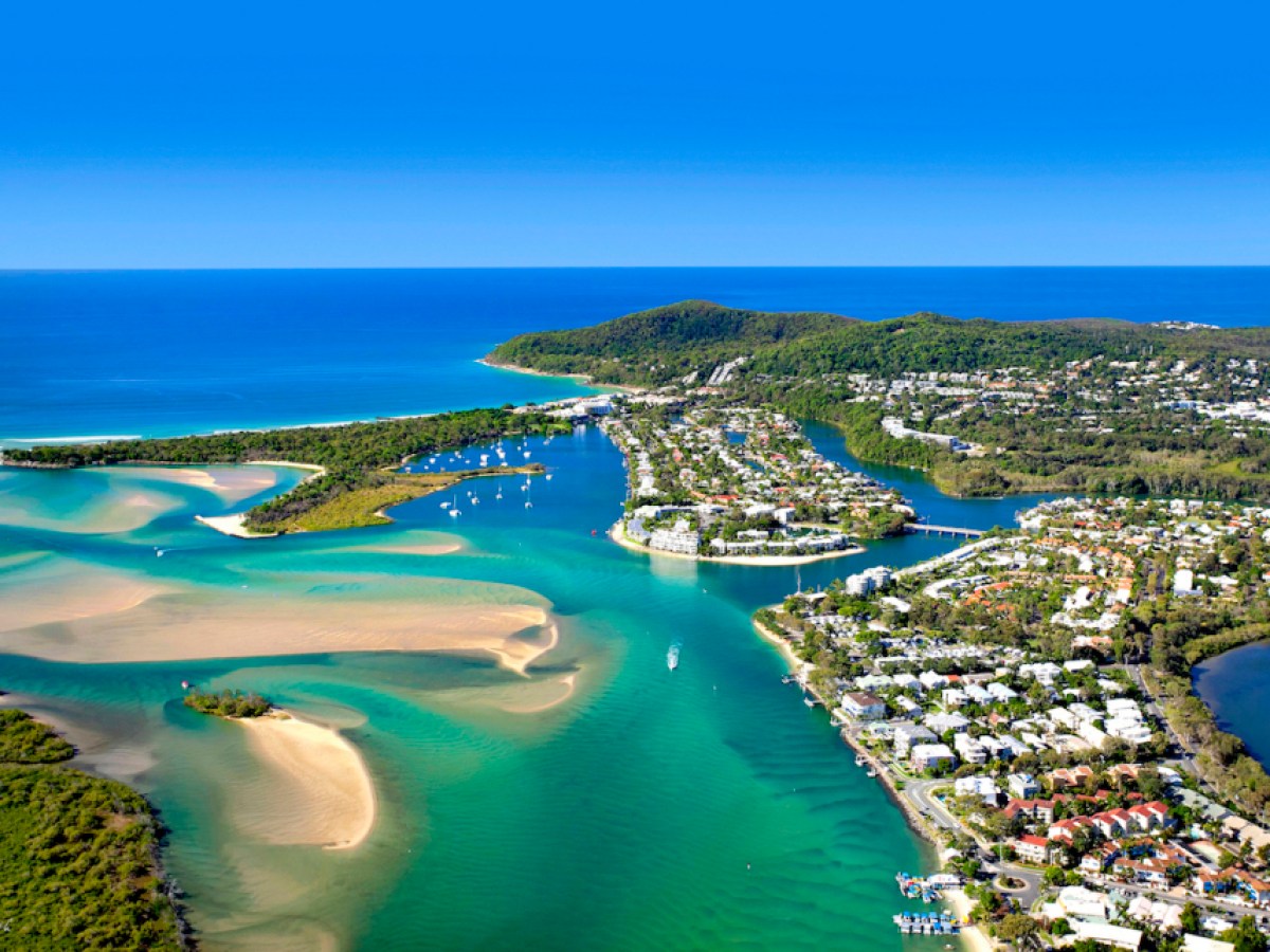 Noosa SUP Yoga Teacher Training